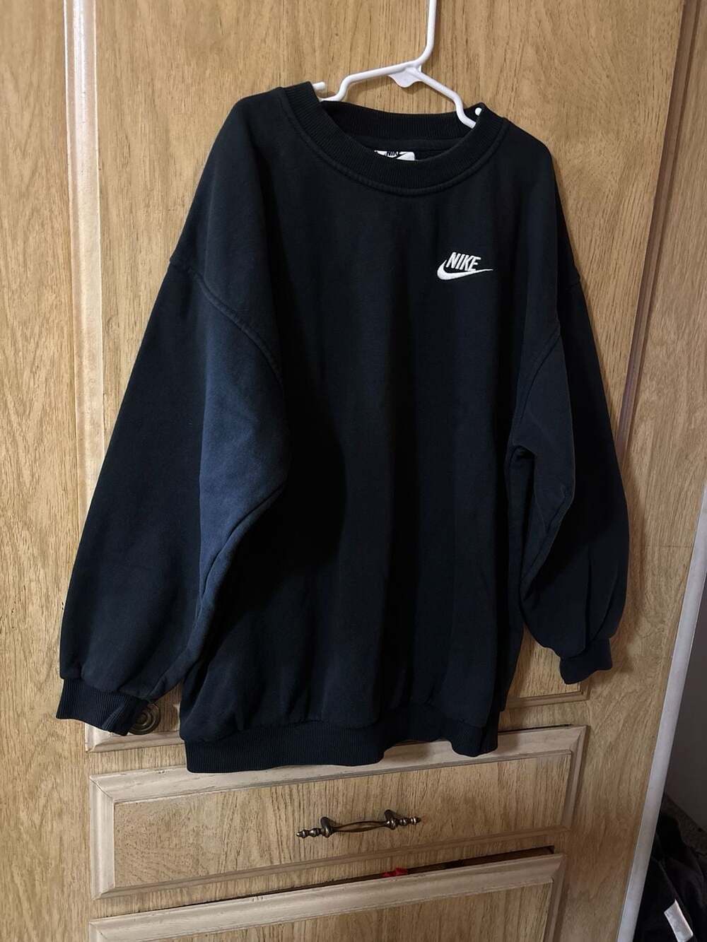 Vintage Nike Embroidered Logo Crewneck Sweatshirt Black Size L